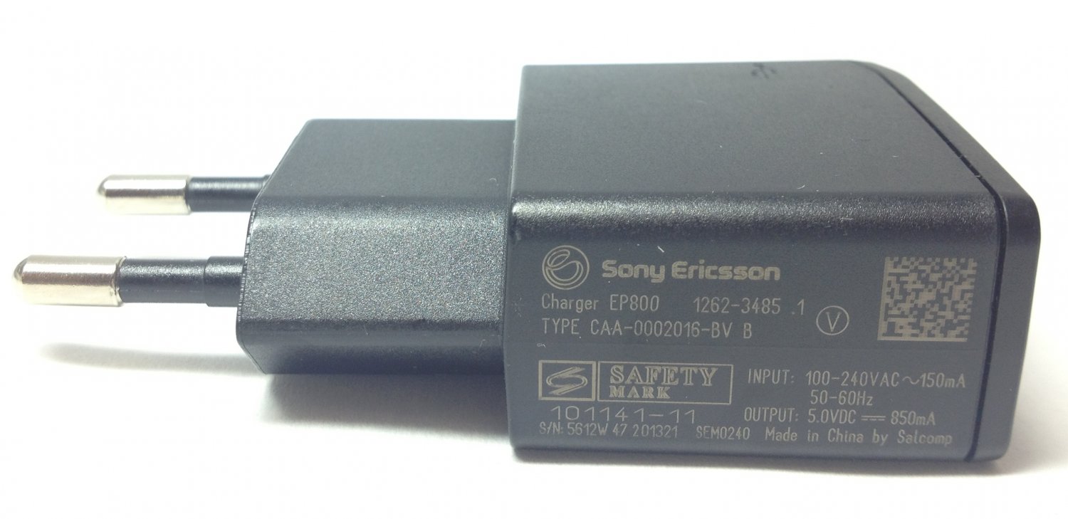 SONY-ERICSSON-ORIGINAL-TRAVEL-CHARGER-EP800-USB-850mA